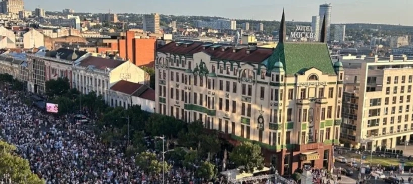 Beograd: Više hiljada građana na prosvjedu protiv iskopavanja litijuma